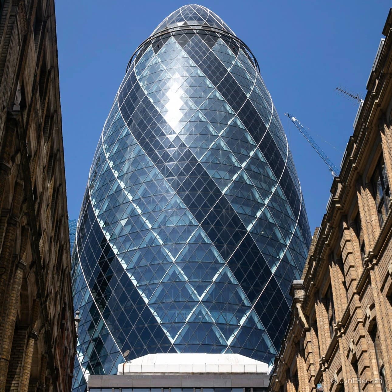Looking at Norman Foster’s Gherkin building in London from a distance